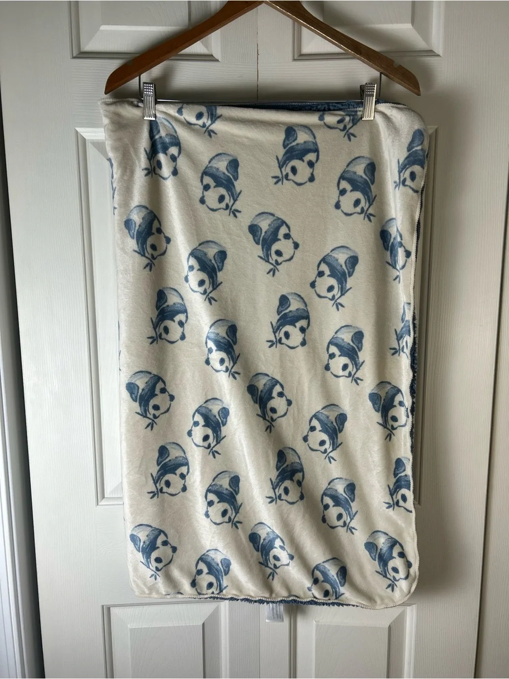 Carter's Blue Panda Bear Baby Blanket Sherpa Cream Eating Bamboo Lovey
